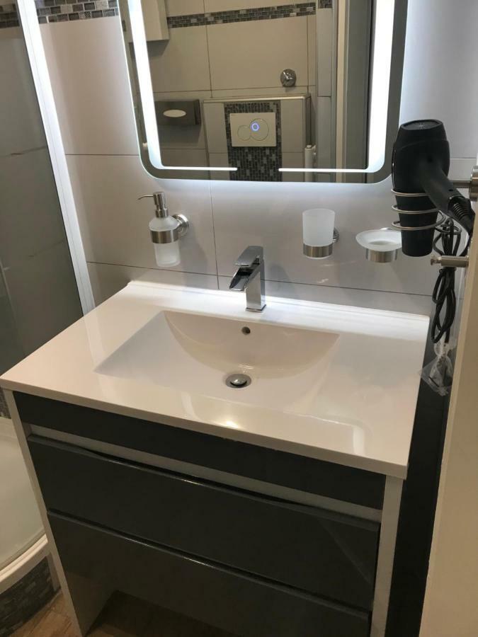 Apartment Maximilians Dusseldorf Ngoại thất bức ảnh